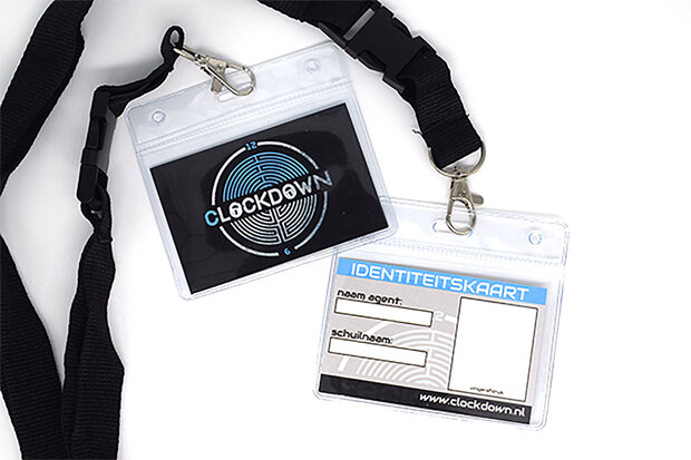 Identiteitskaart met badge en zwart keycord